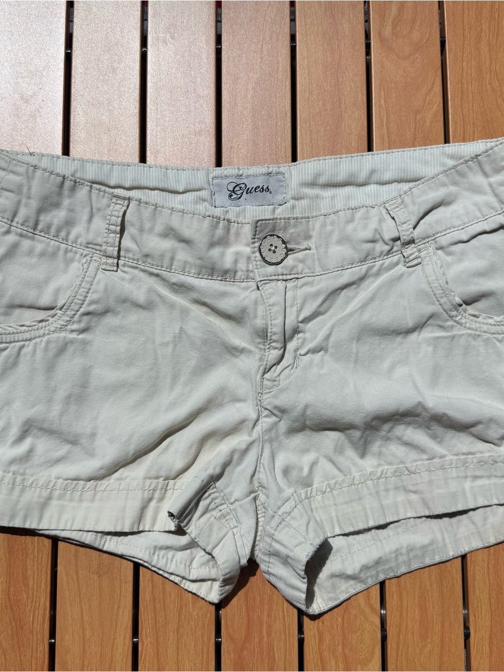 Guess Womens Low Rise Khaki Chino Shorts Beige Size 30 Cotton Casual Summer